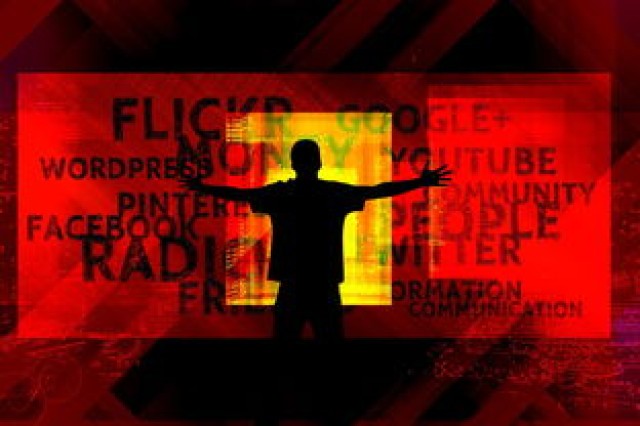 九游电竞资讯-传奇回归：退休巨星跨界成为媒体评论员，传奇归来媒体大礼包